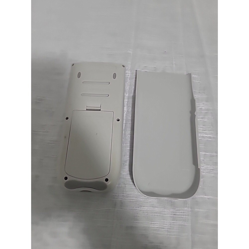 Ti 84 Plus Silver Edition - Picture 2 of 2